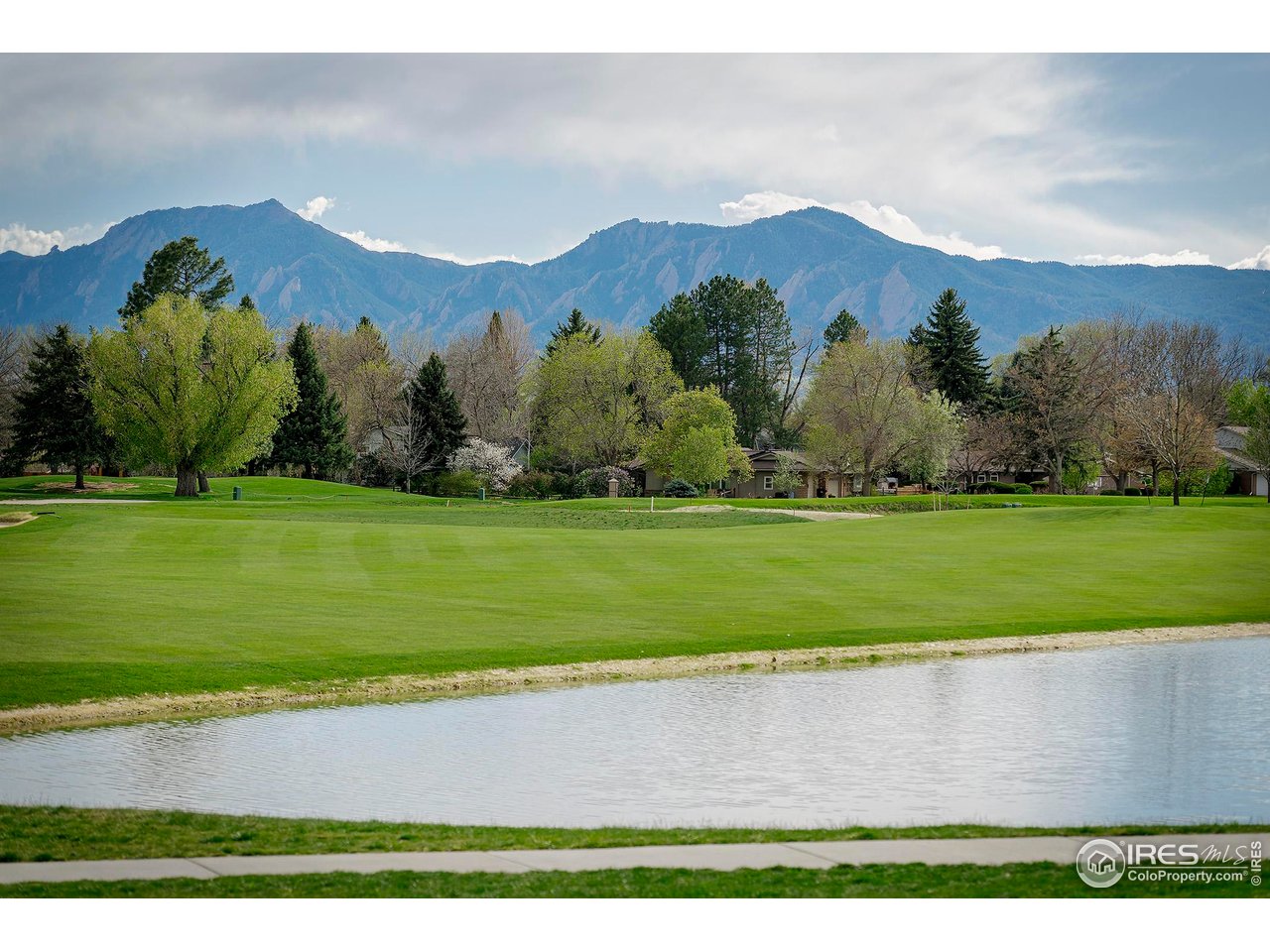 7034 Indian Peaks Trl