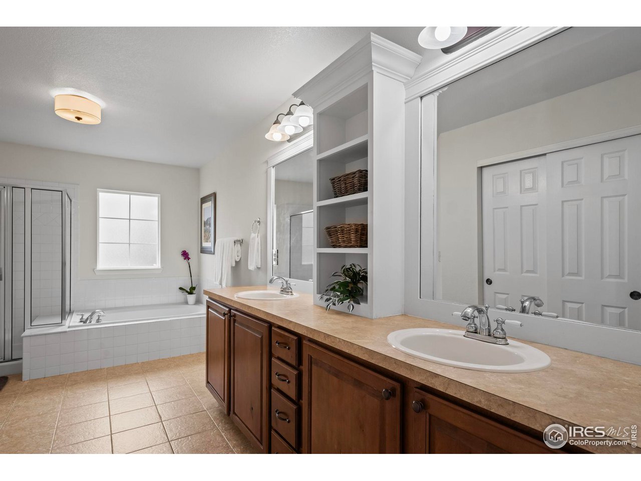 4463 Eagle River Run