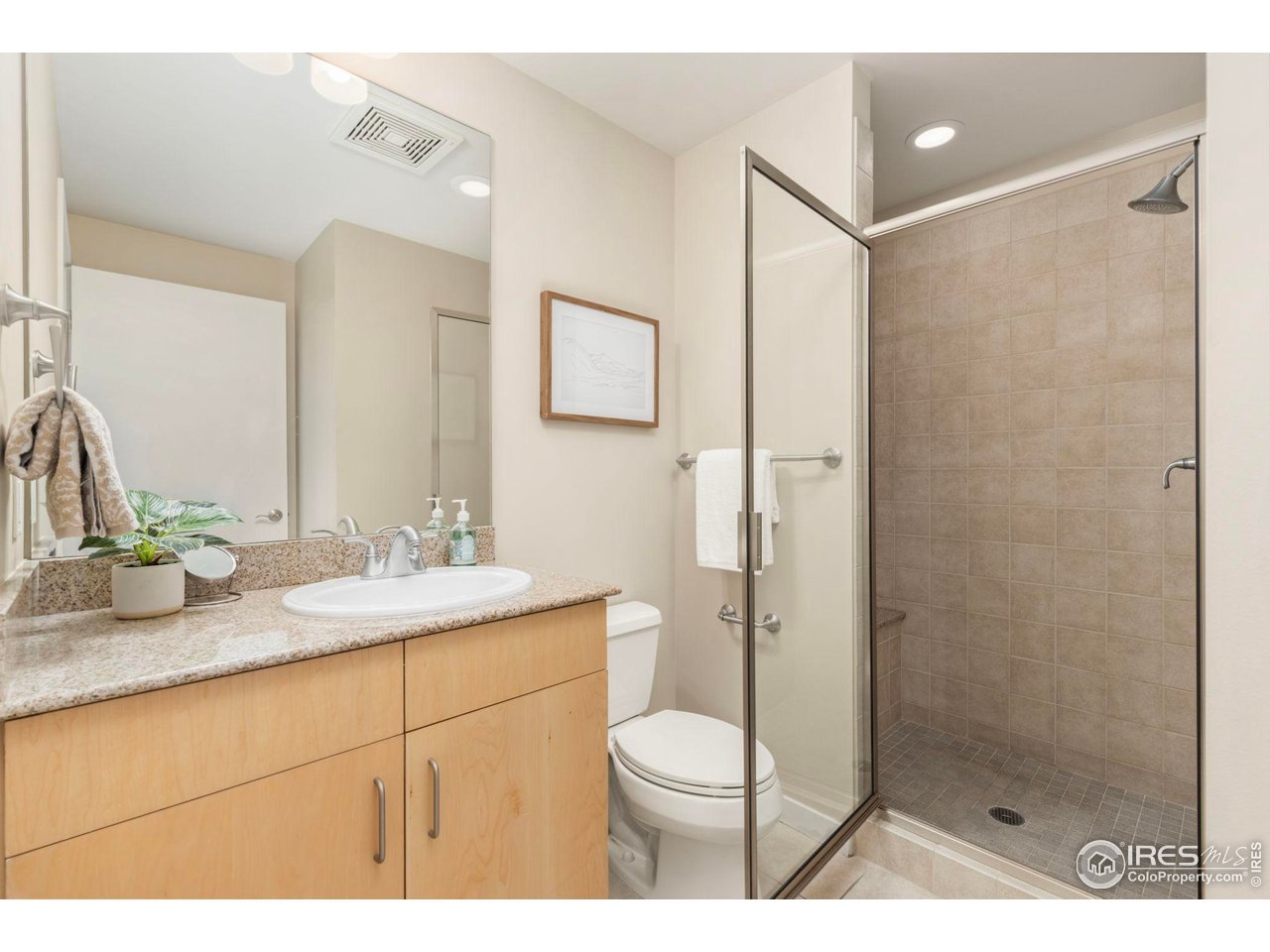 3601 Arapahoe Ave D-422