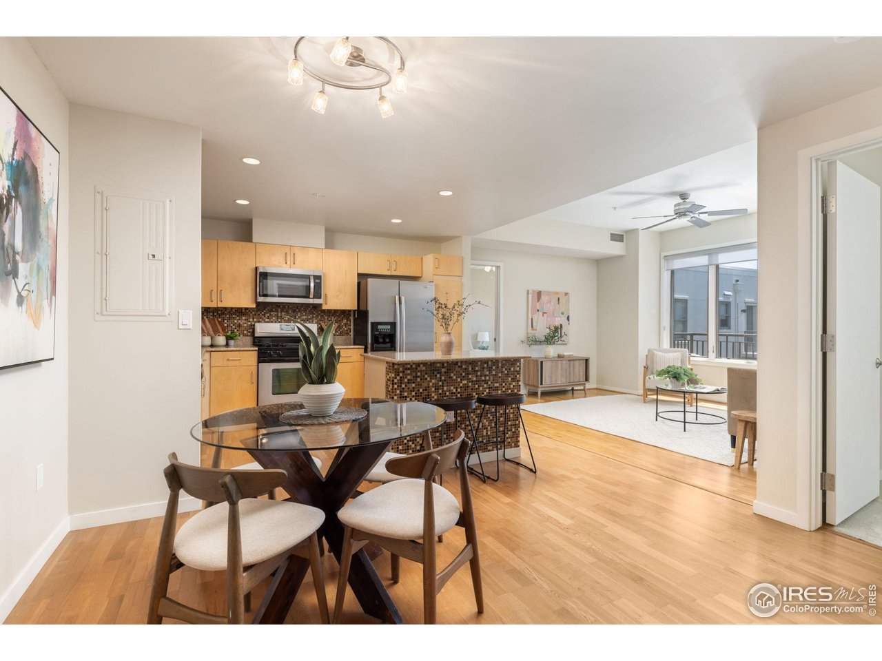 3601 Arapahoe Ave D-422