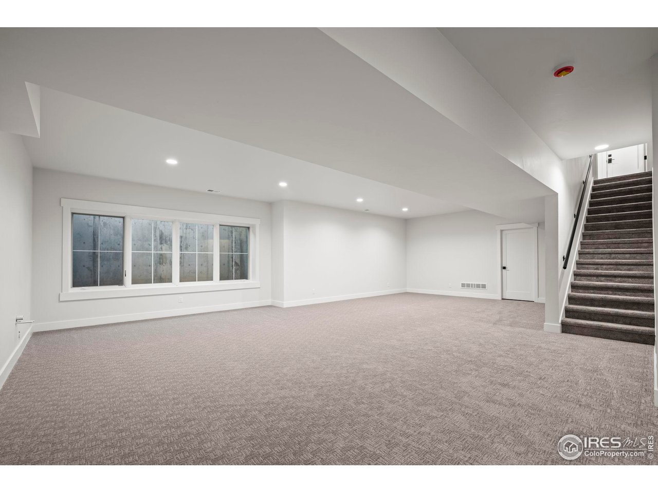 2590 Blue Heron Way