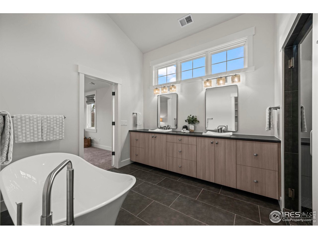2590 Blue Heron Way