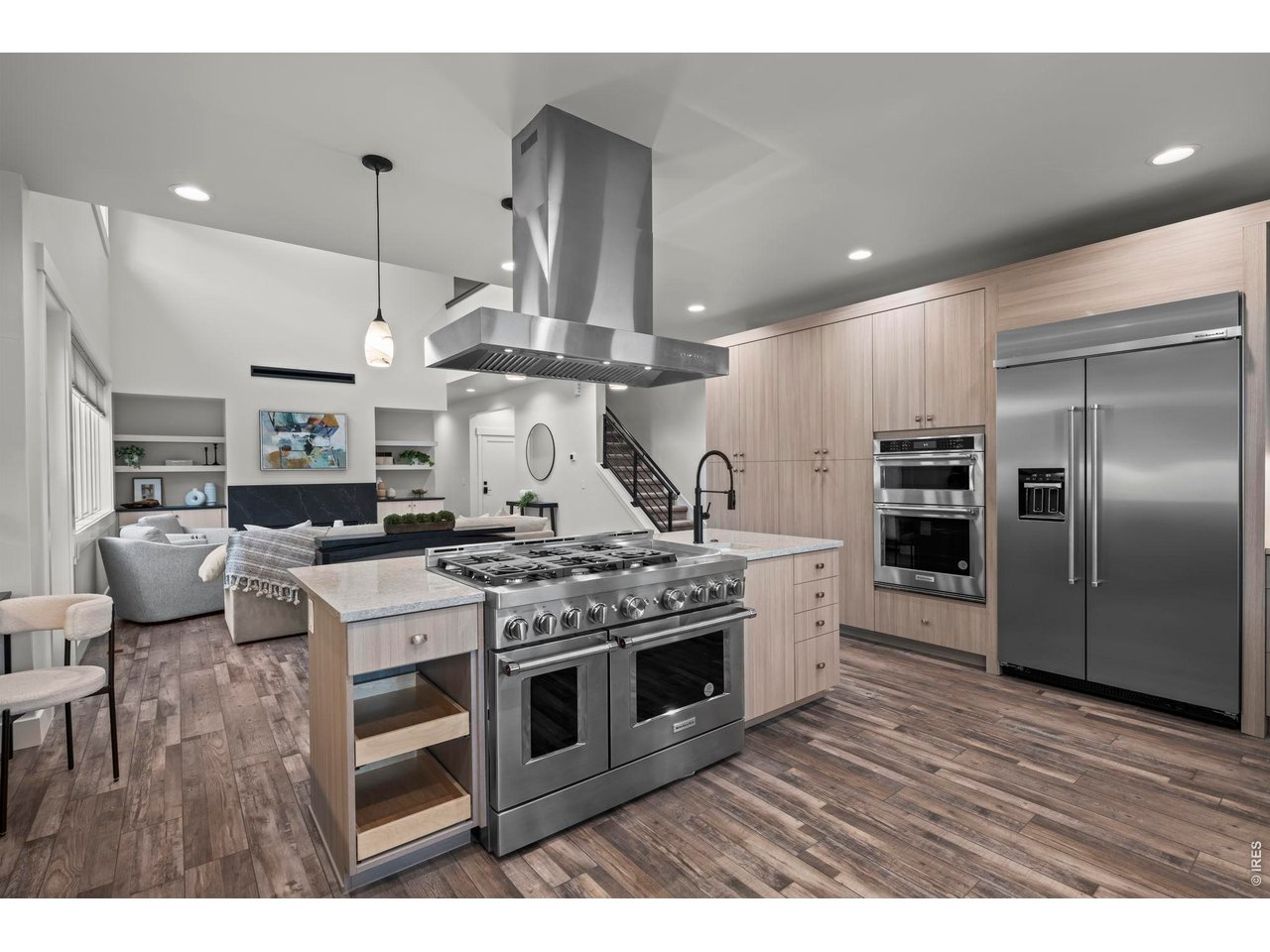 2590 Blue Heron Way