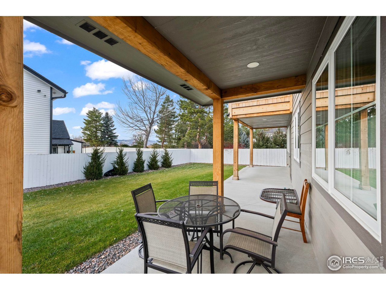 2590 Blue Heron Way