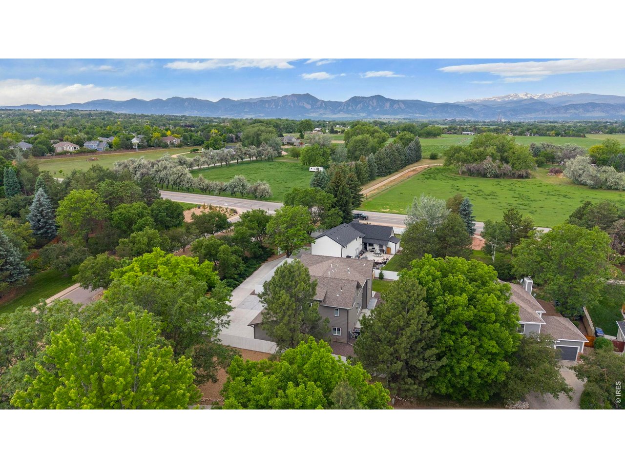 2590 Blue Heron Way