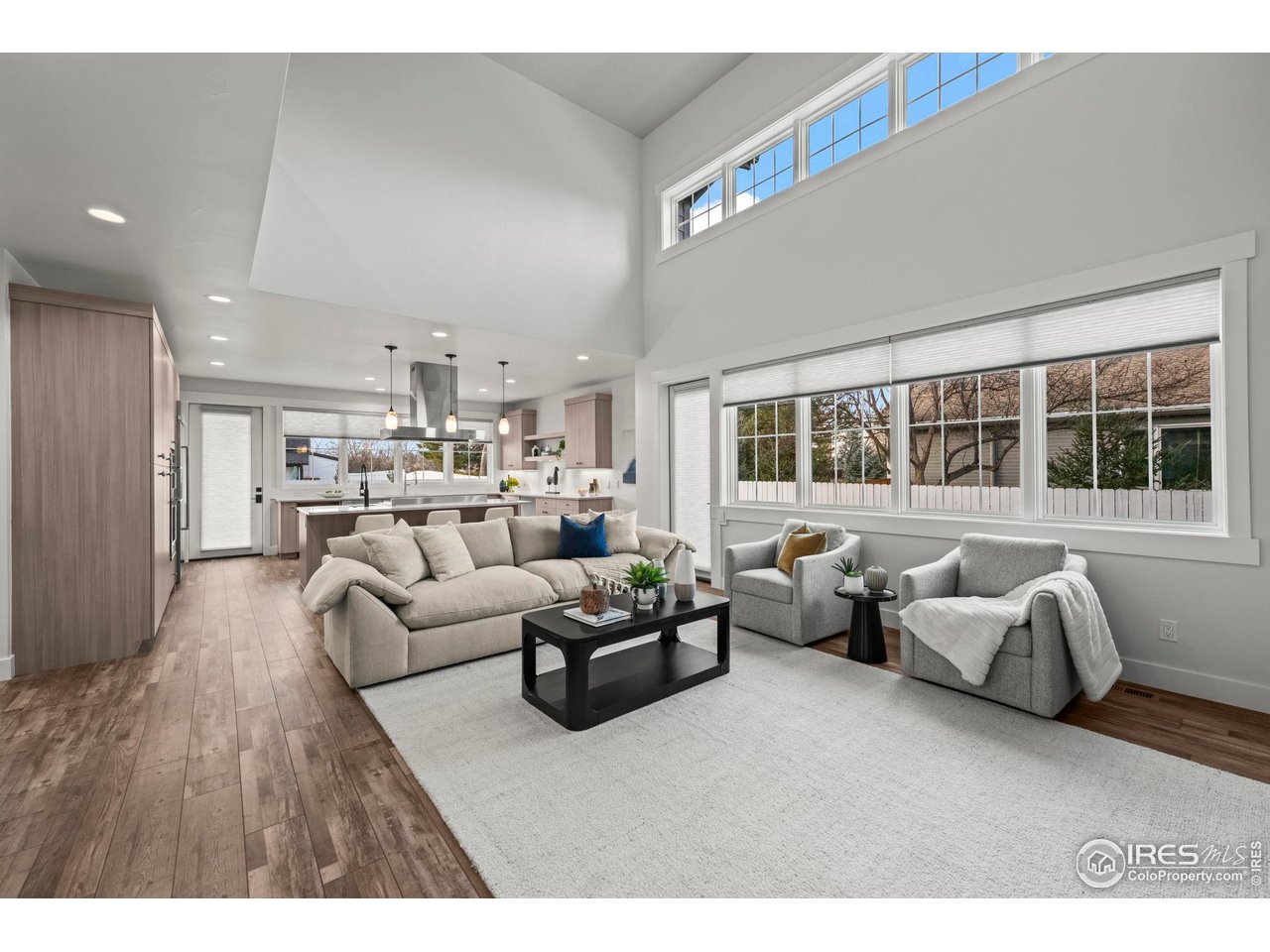 2590 Blue Heron Cir W