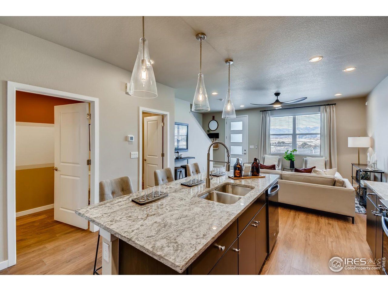 2787 Bear Springs Cir