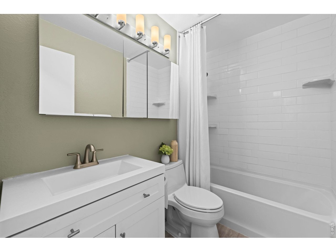 1111 Elysian Field Dr D