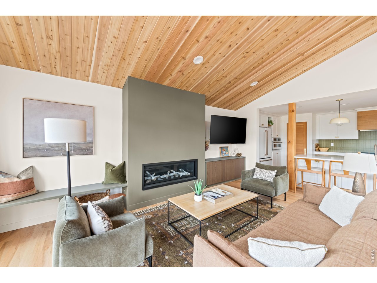 4655 Ashfield Dr