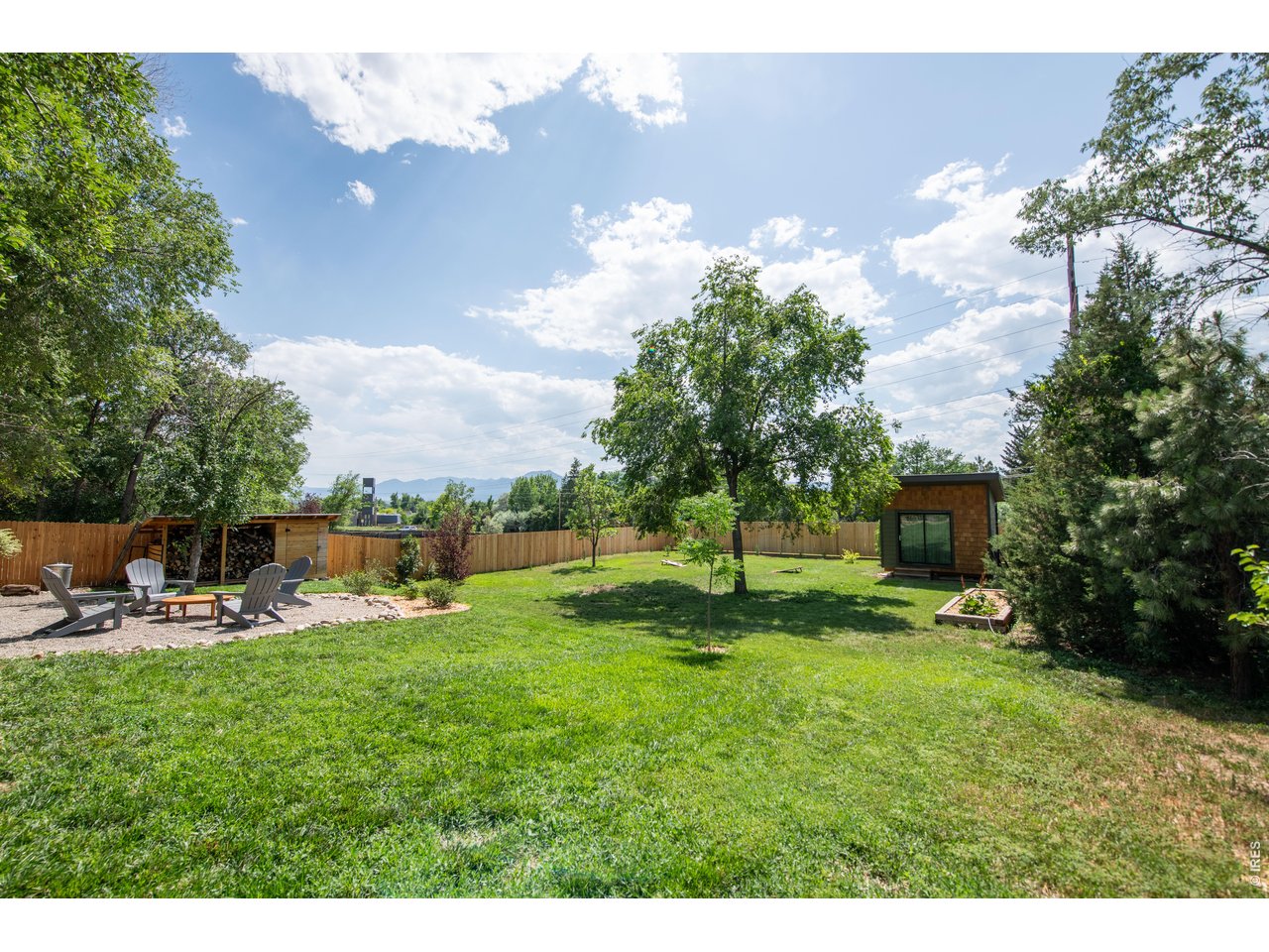 4655 Ashfield Dr