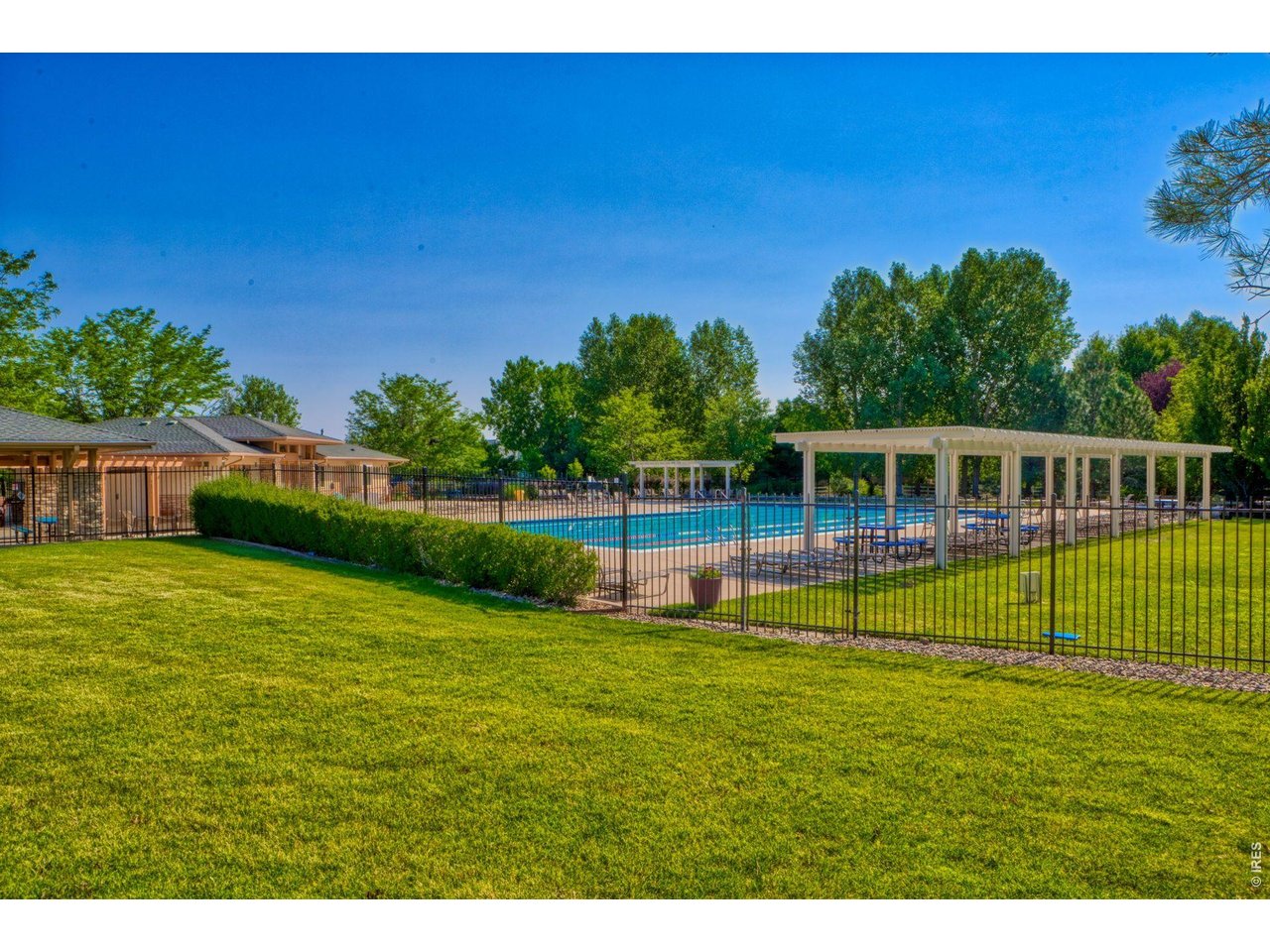 14090 Turnberry Ct
