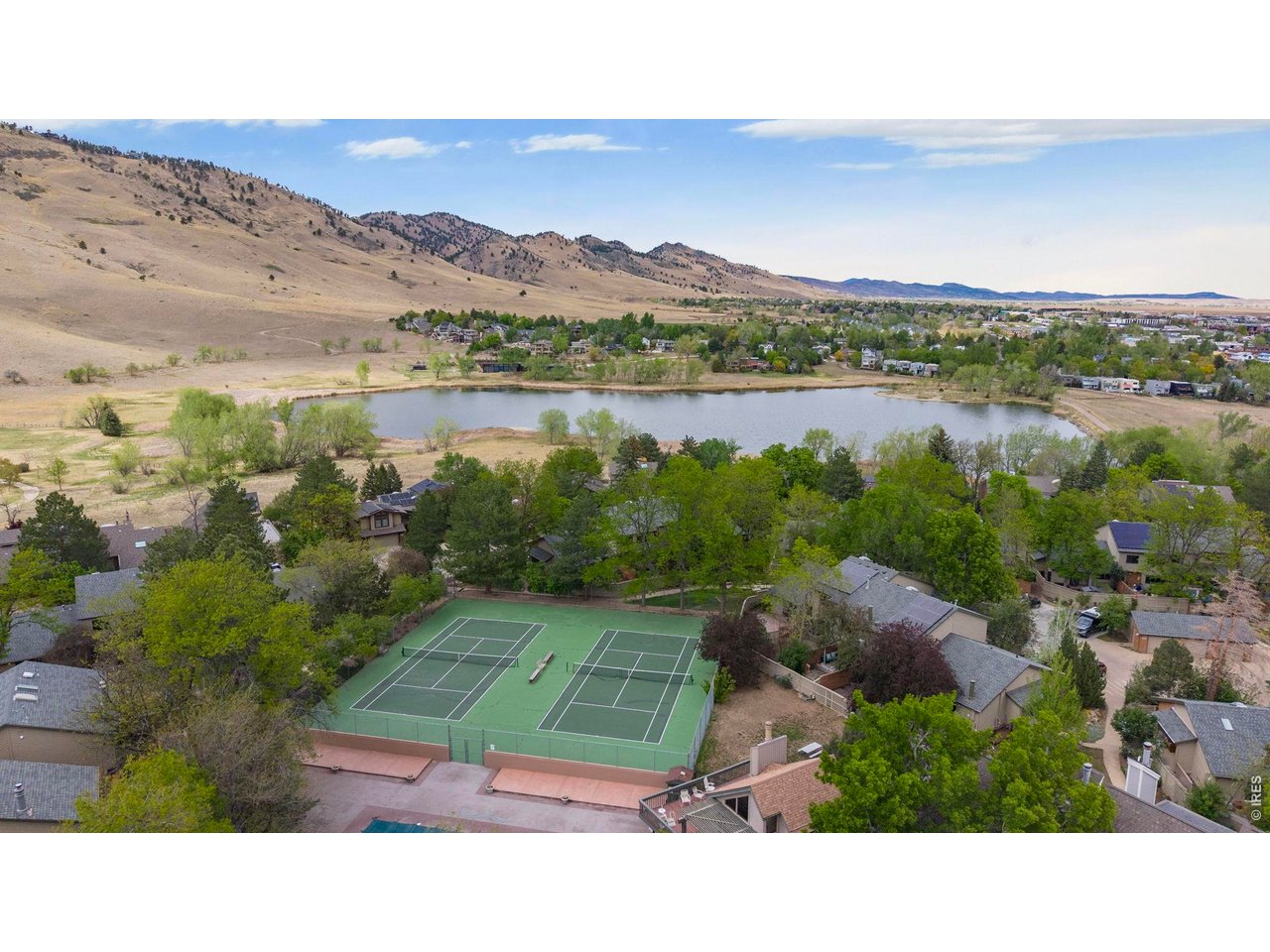 4017 Wonderland Hill Ave