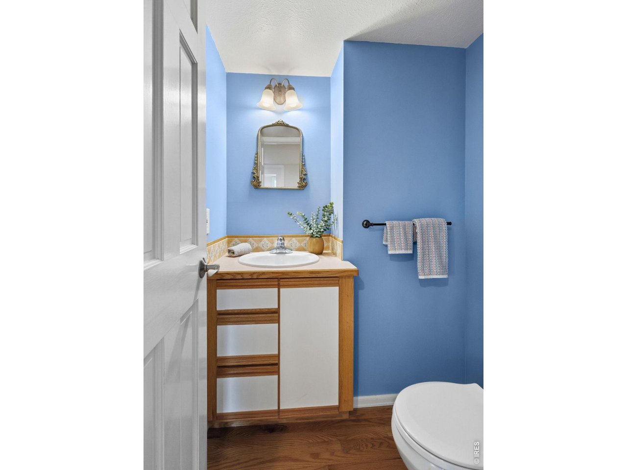 4017 Wonderland Hill Ave