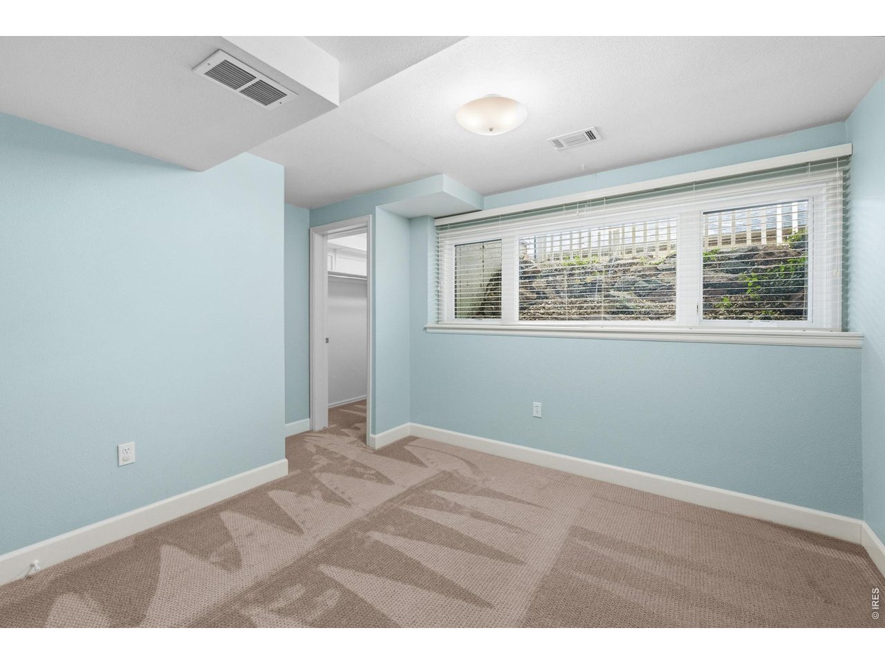 4017 Wonderland Hill Ave