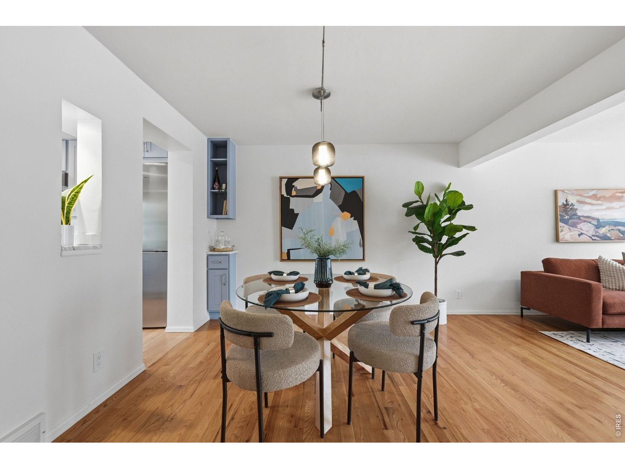 4017 Wonderland Hill Ave