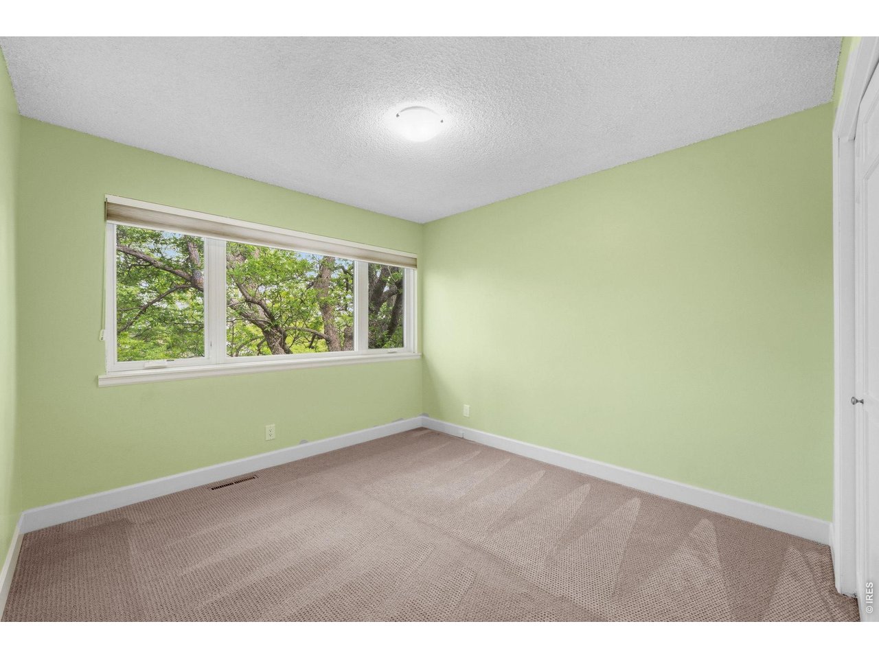 4017 Wonderland Hill Ave