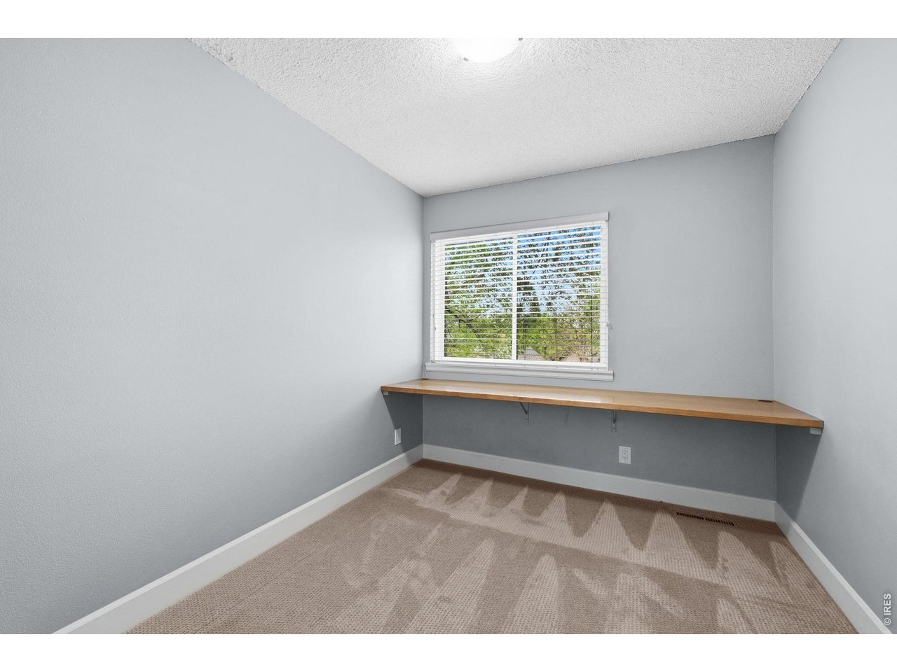 4017 Wonderland Hill Ave