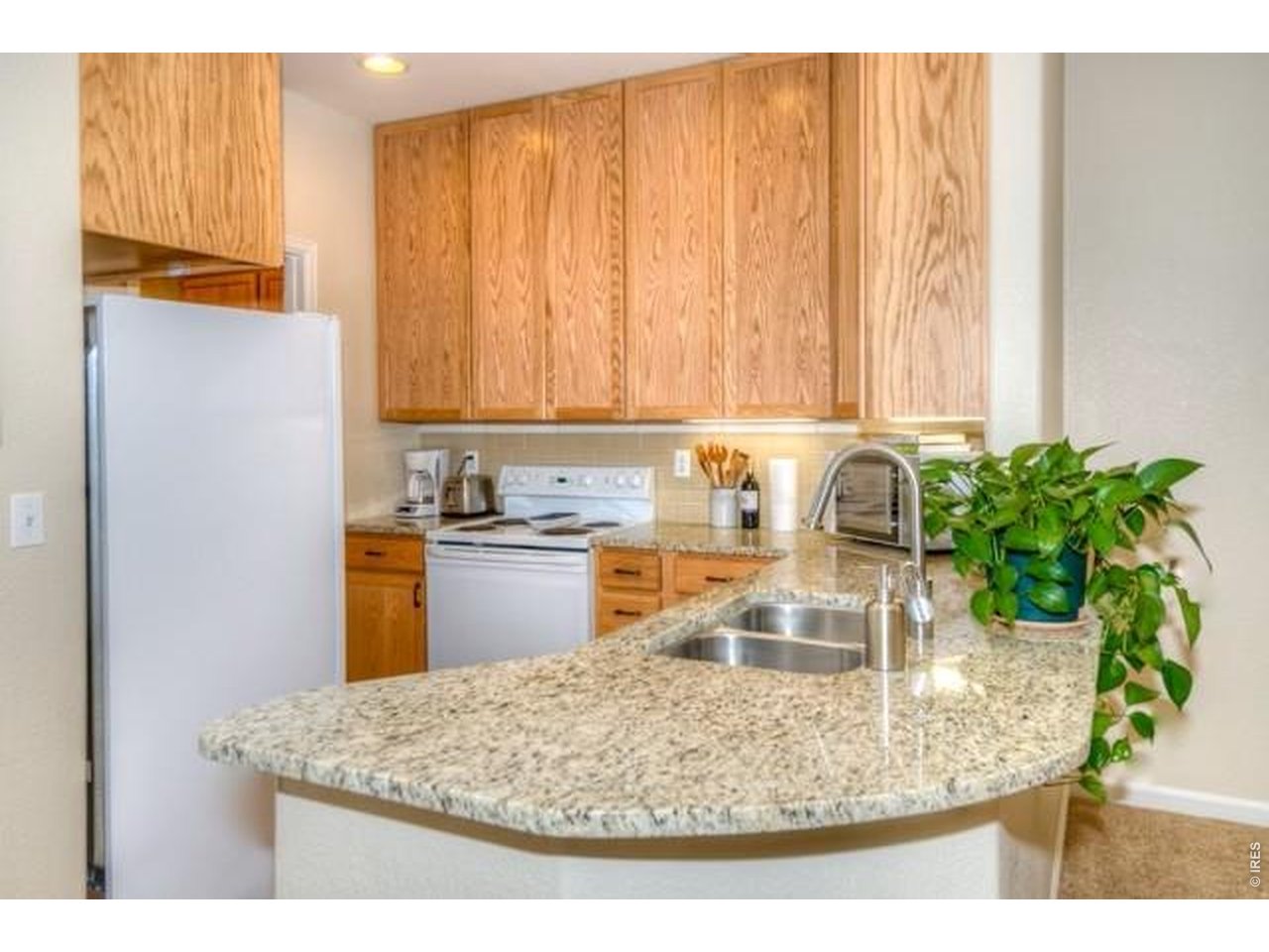 540 Mohawk Dr 15