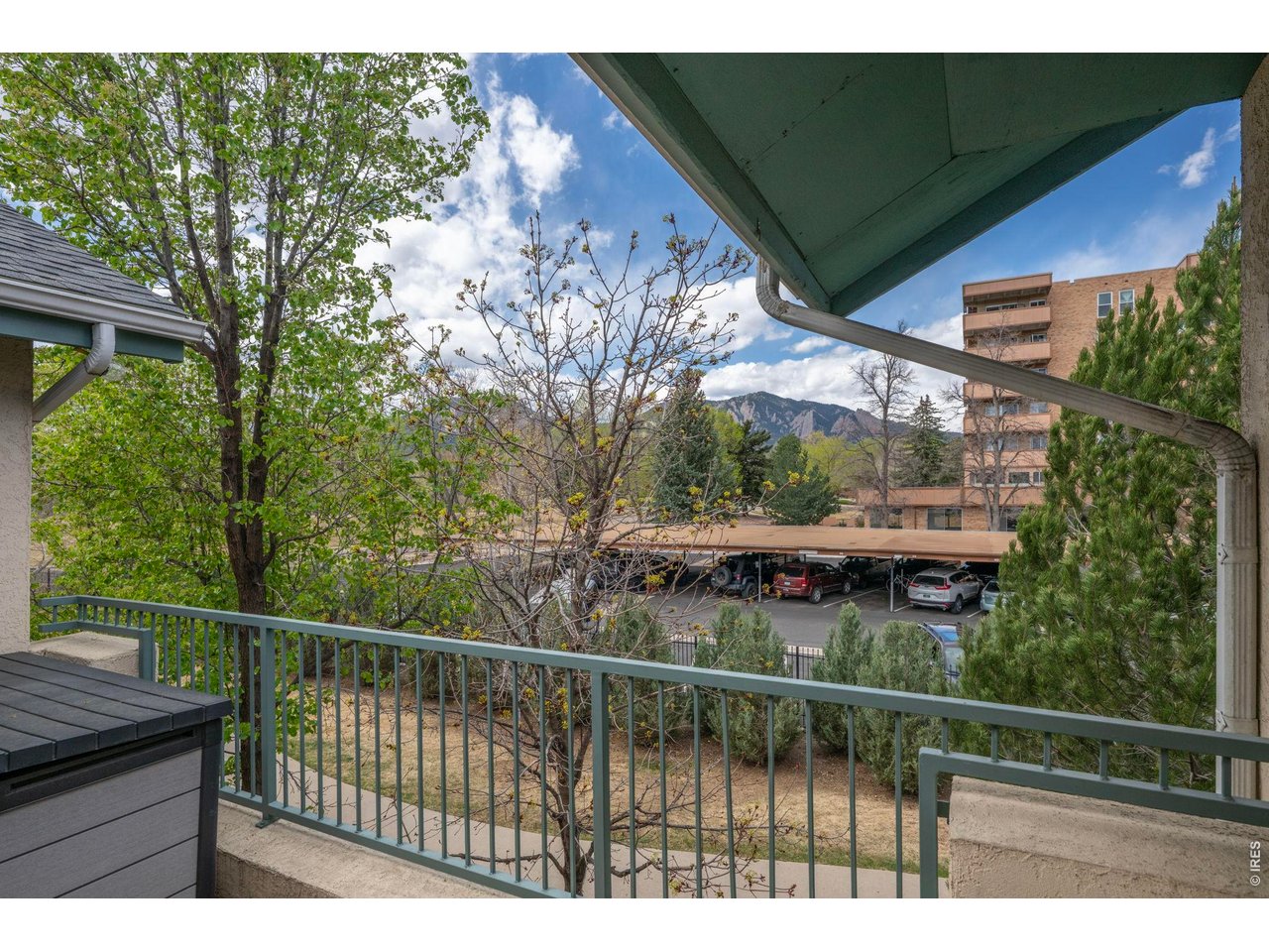 540 Mohawk Dr 15
