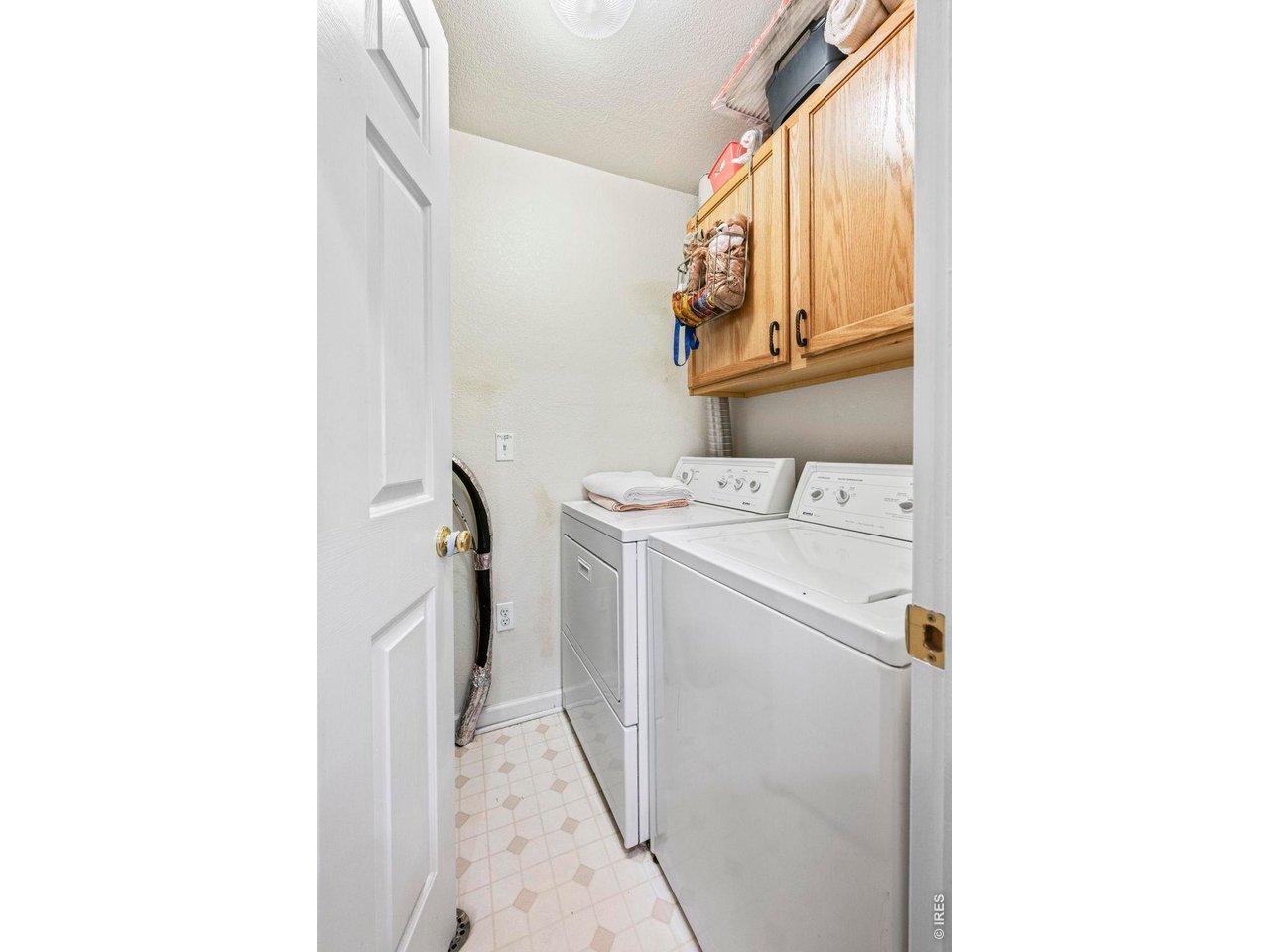 540 Mohawk Dr 15