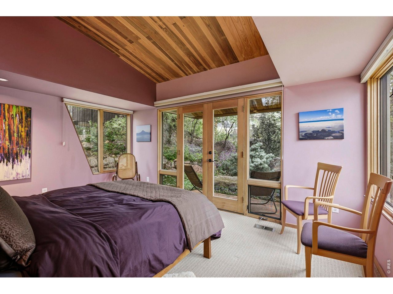 1225 Mariposa Ave