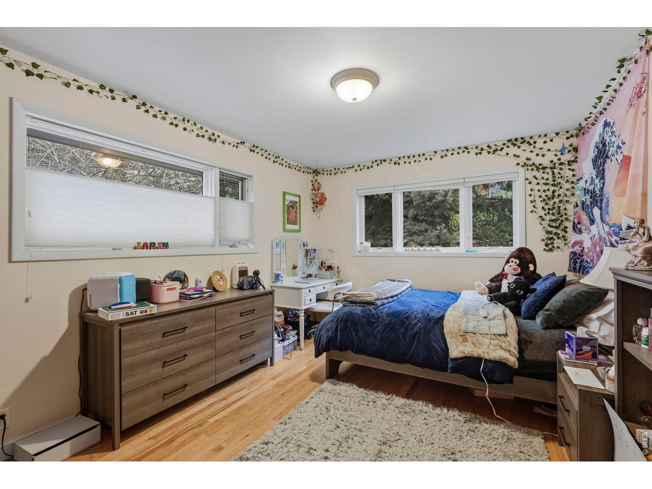 1225 Mariposa Ave
