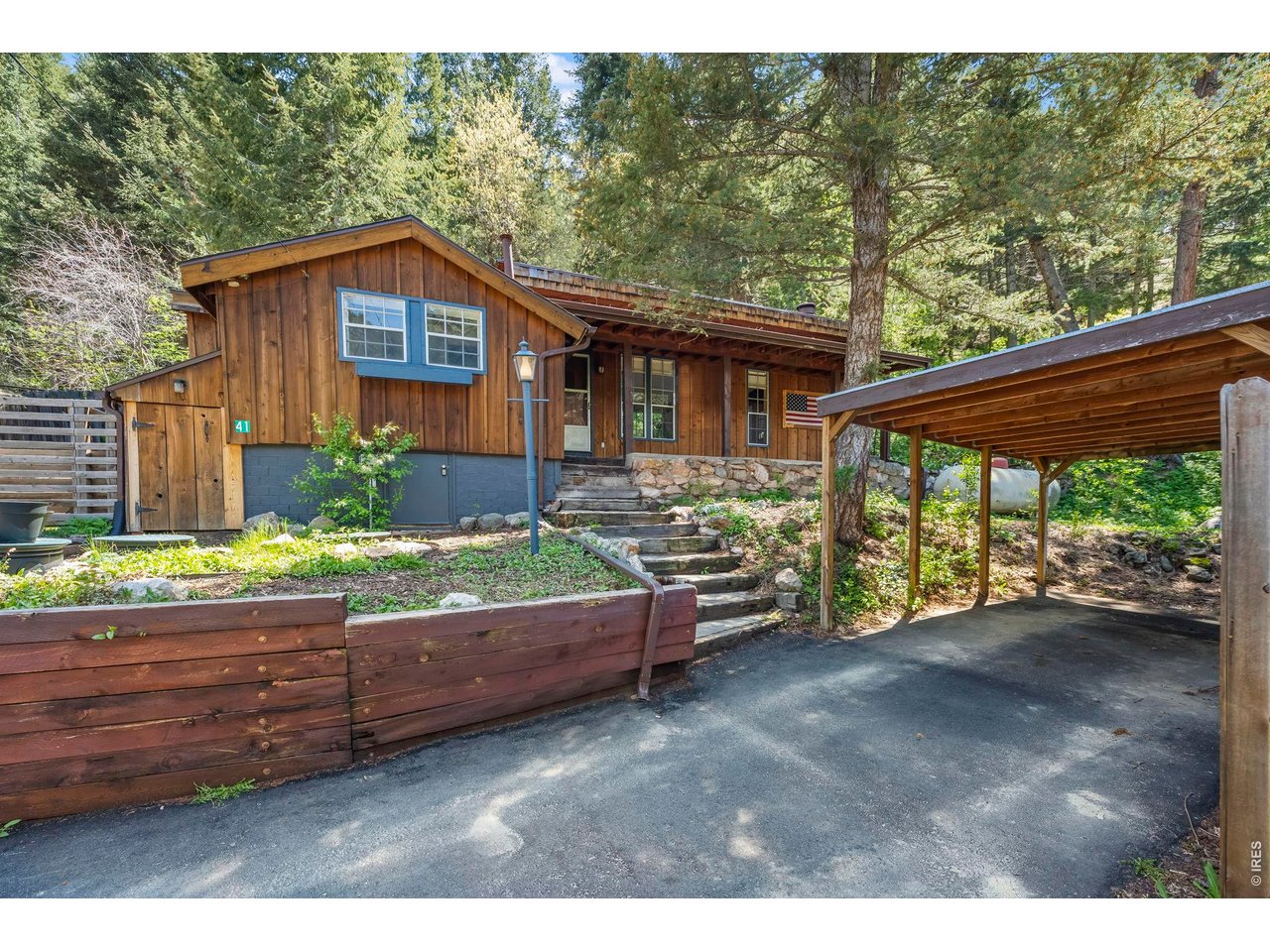 41 Silver Spruce