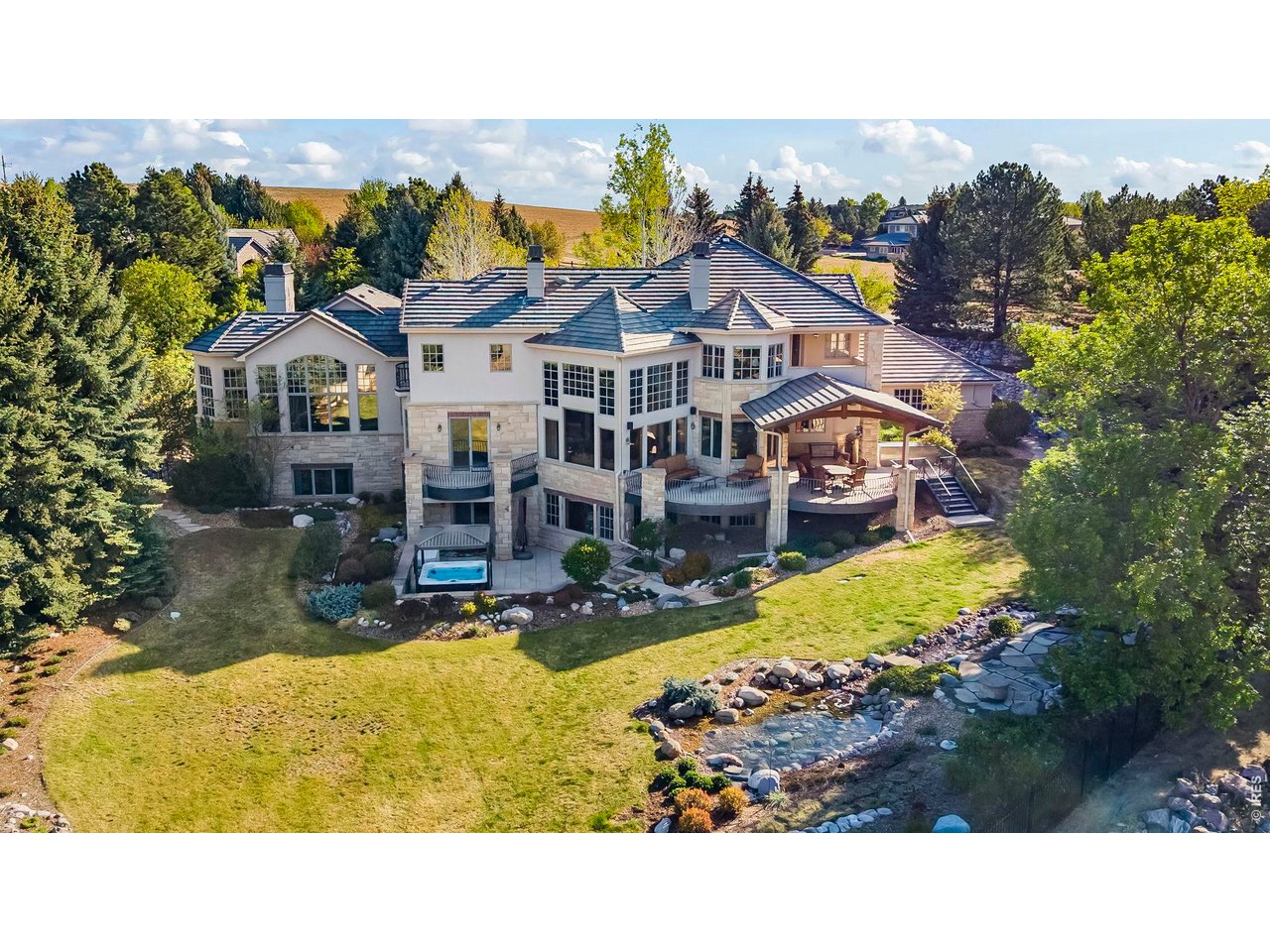 6303 Snowberry Ln