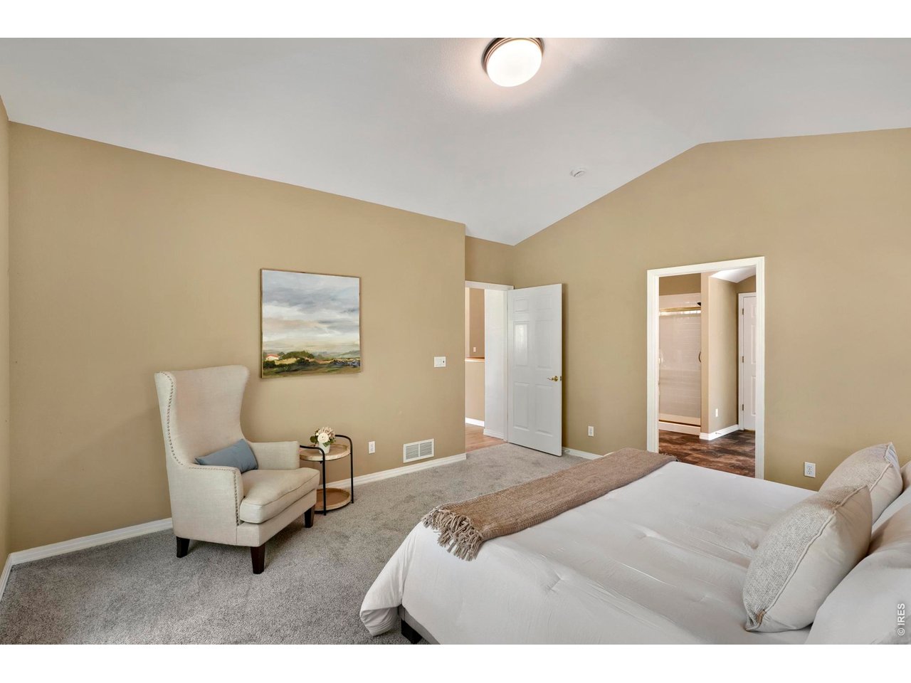 1013 Boxelder Cir