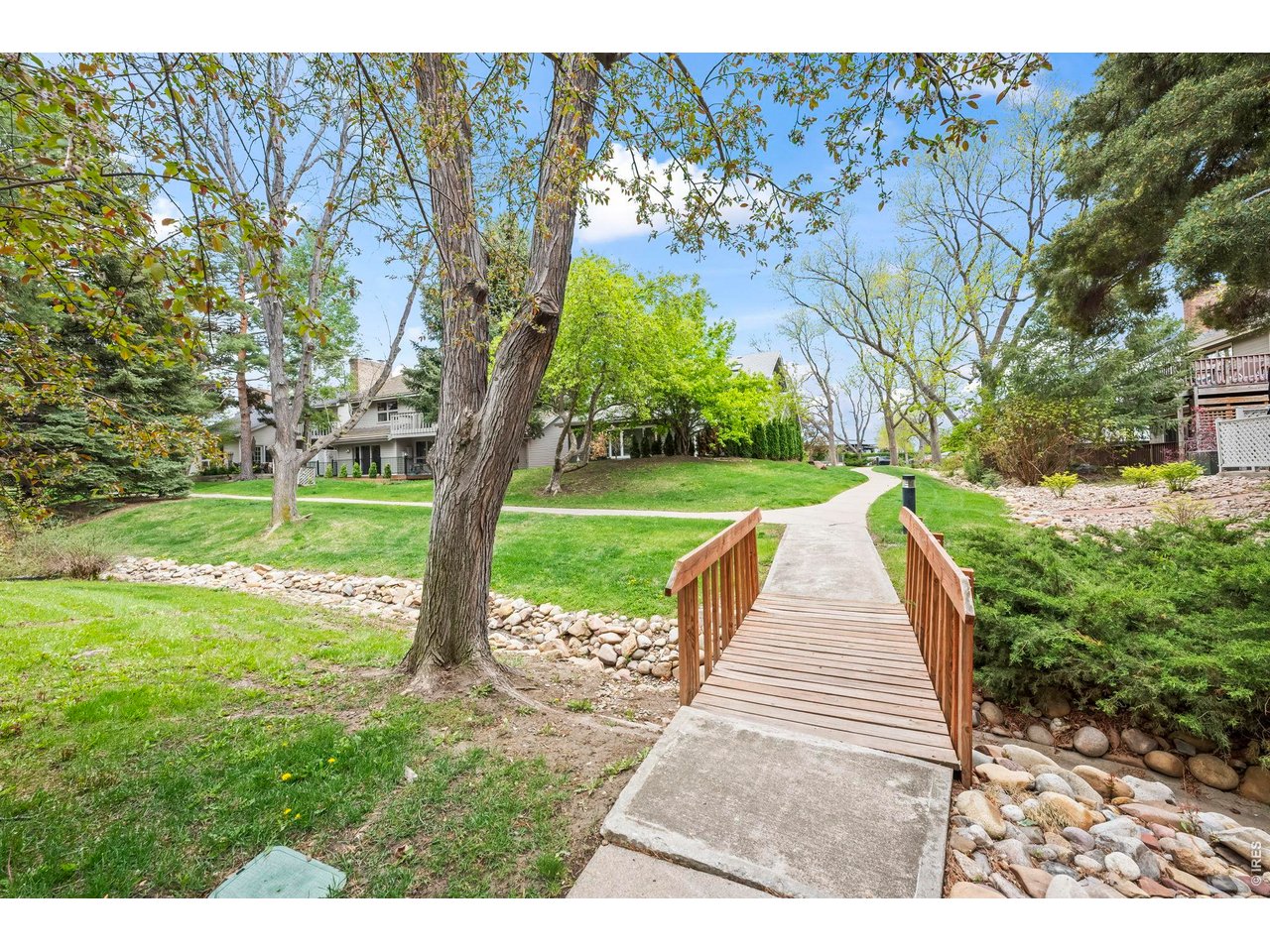 7126 Cedarwood Cir