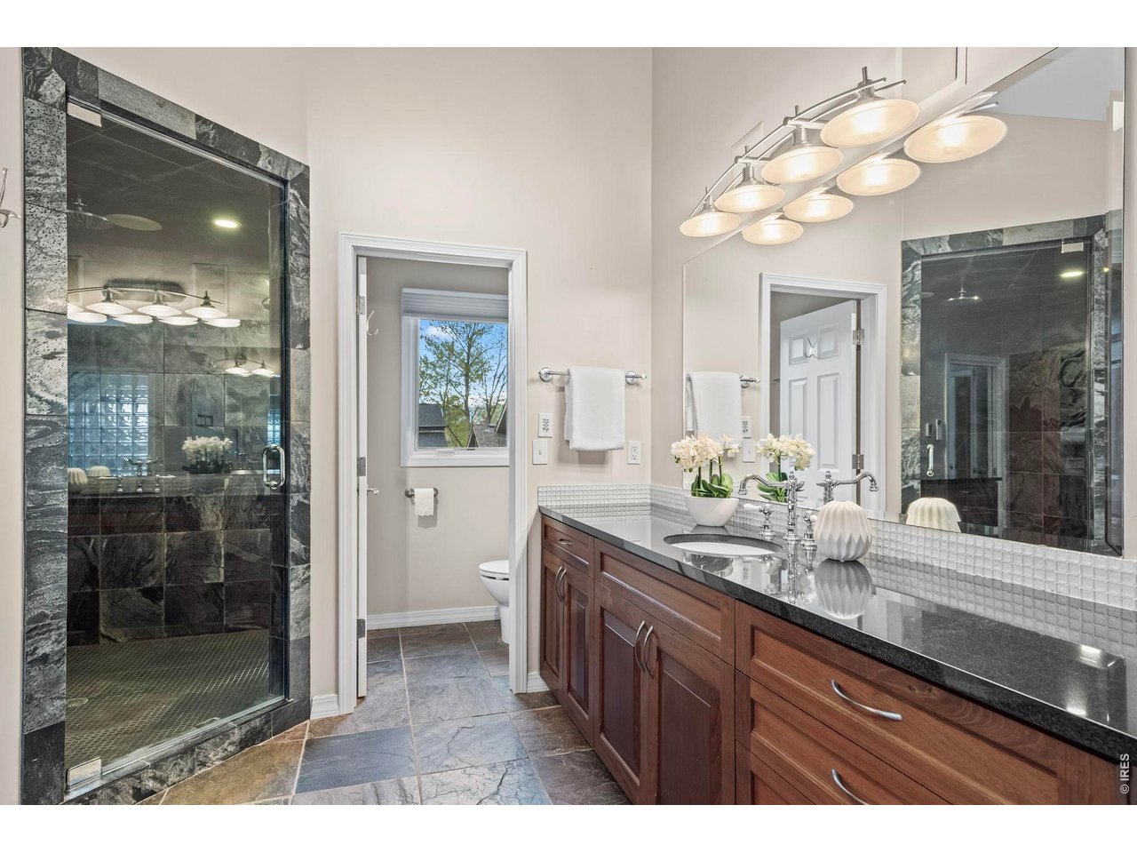 7126 Cedarwood Cir