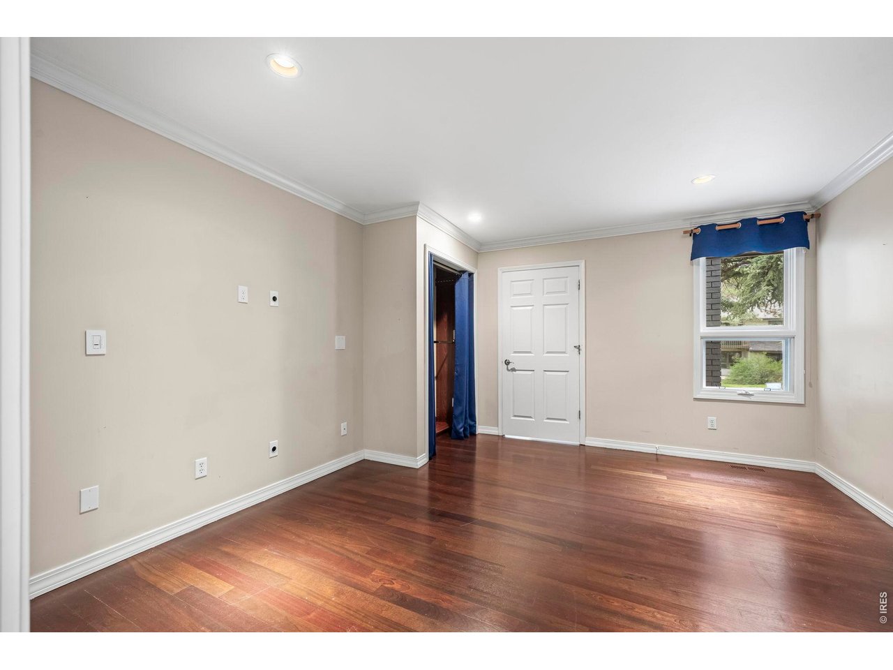 7126 Cedarwood Cir