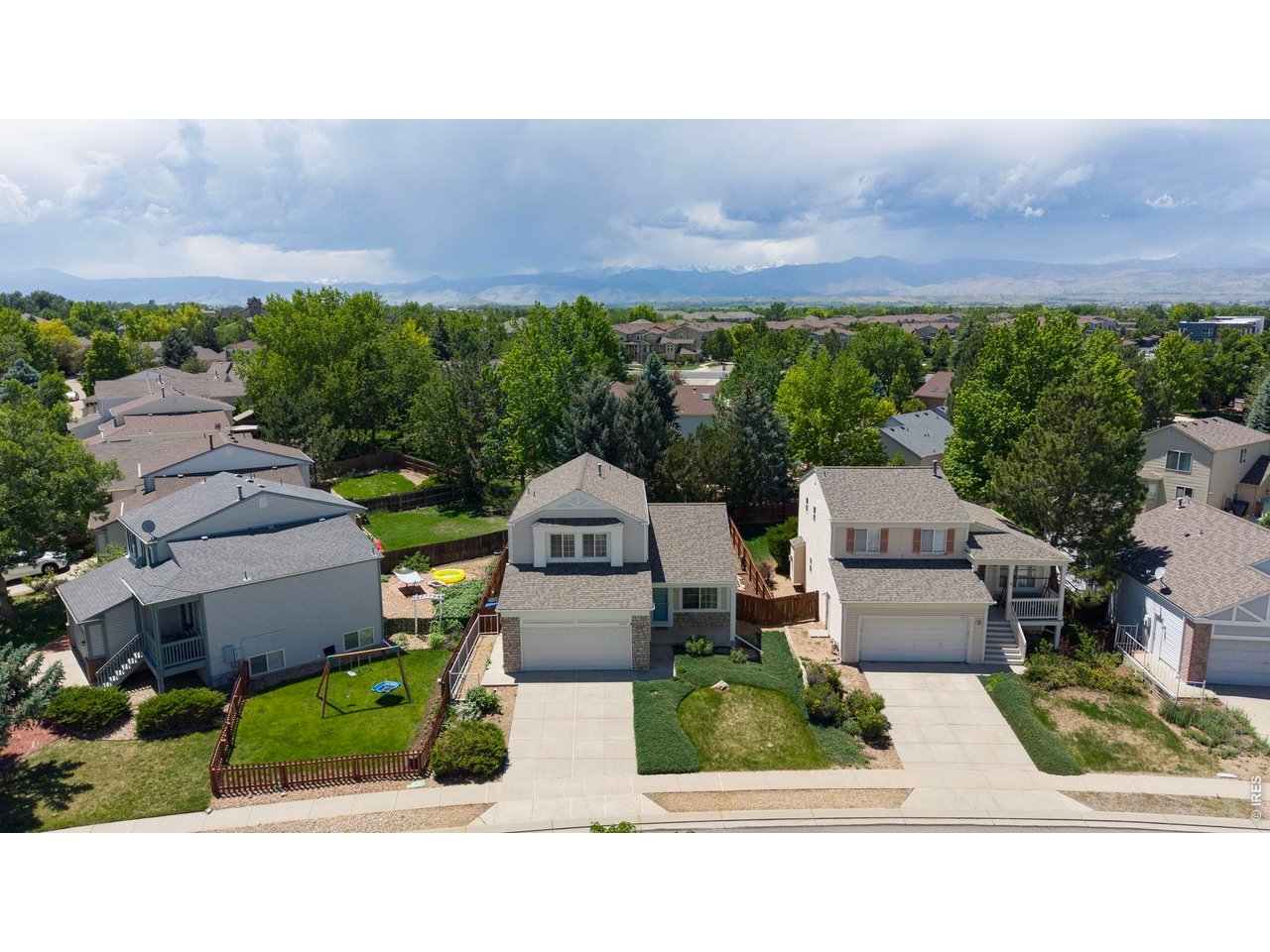 1461 Clover Creek Dr