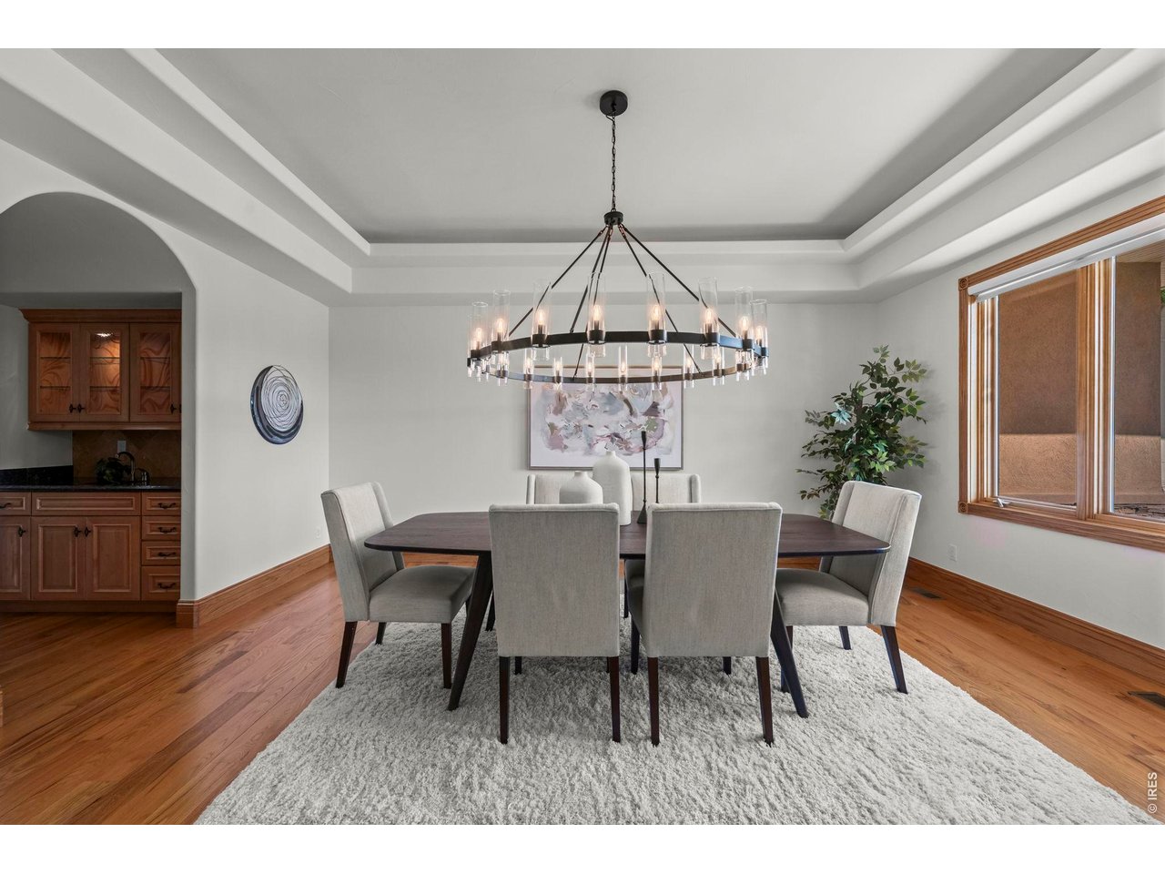 905 E 14th Way