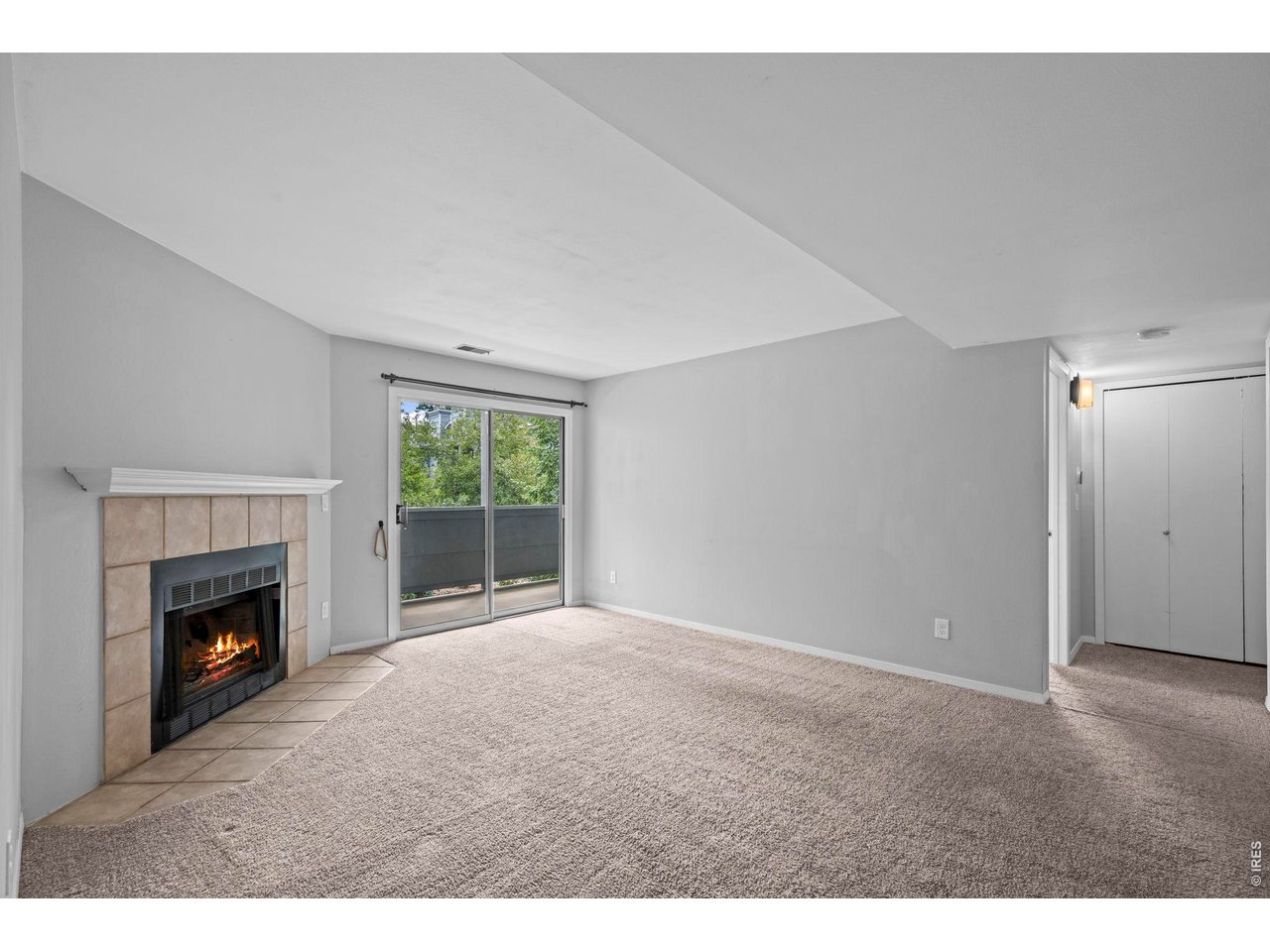 4682 White Rock Cir 9