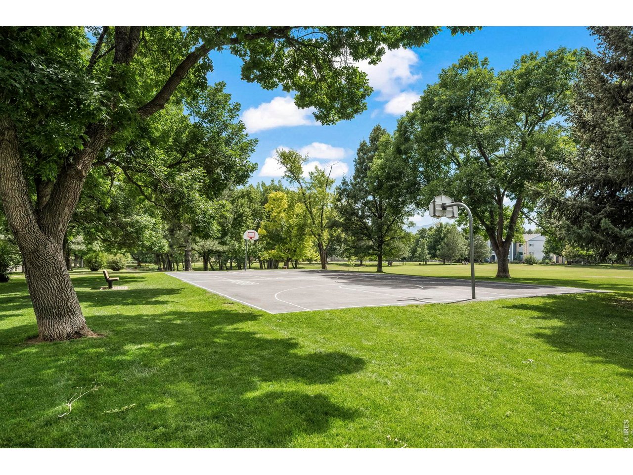 4682 White Rock Cir 9