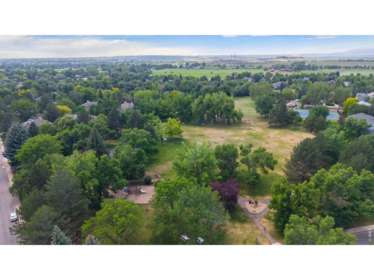 4682 White Rock Cir 9