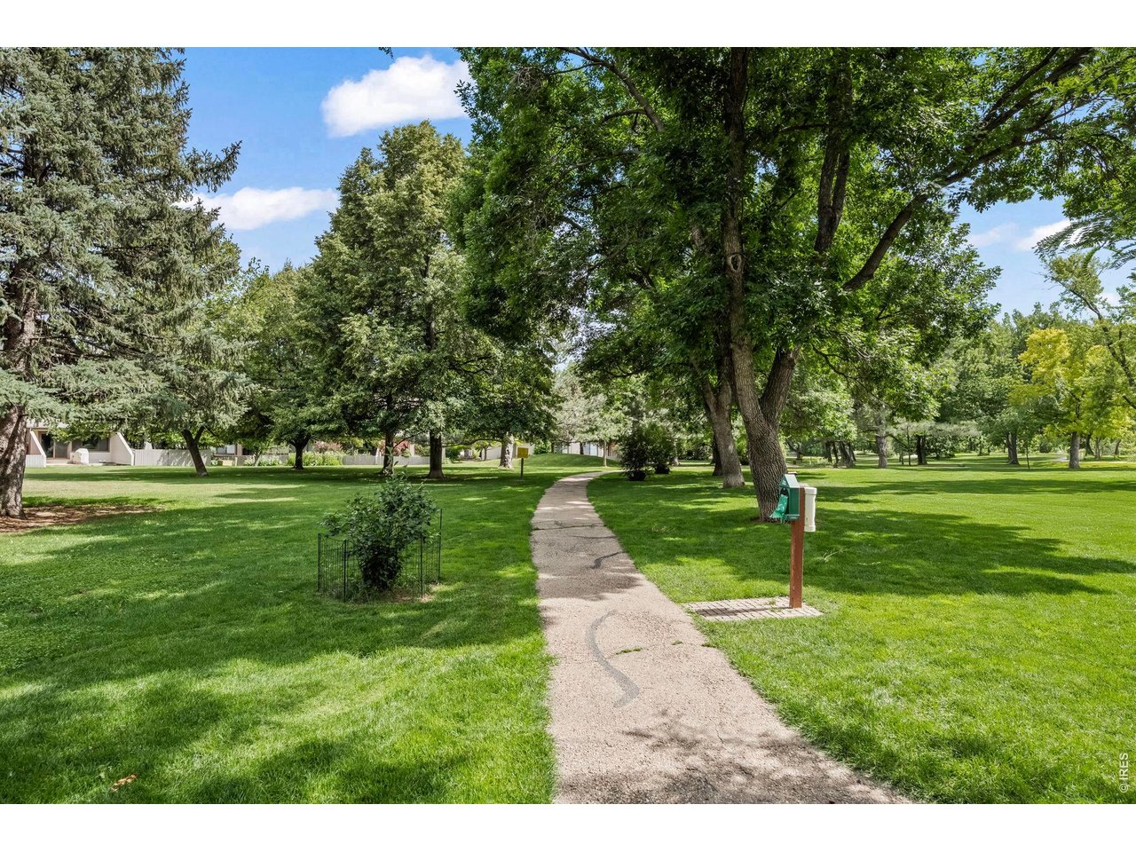 4682 White Rock Cir 9