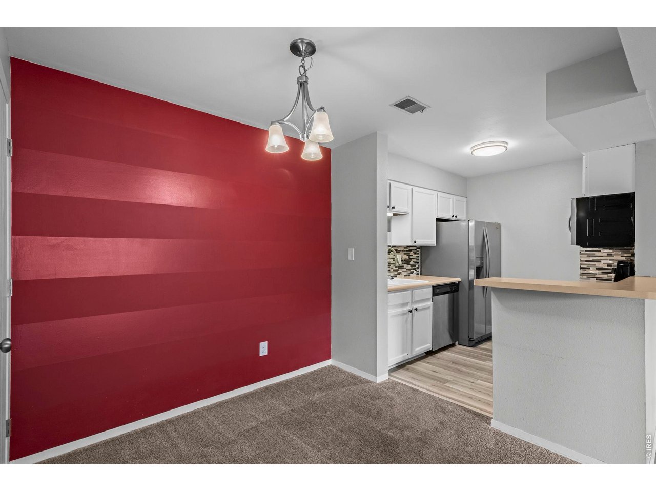 4682 White Rock Cir 9