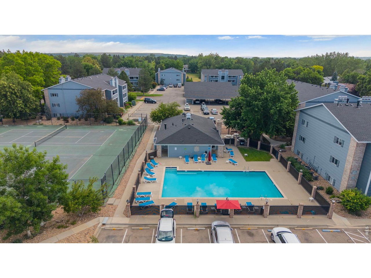4682 White Rock Cir 9