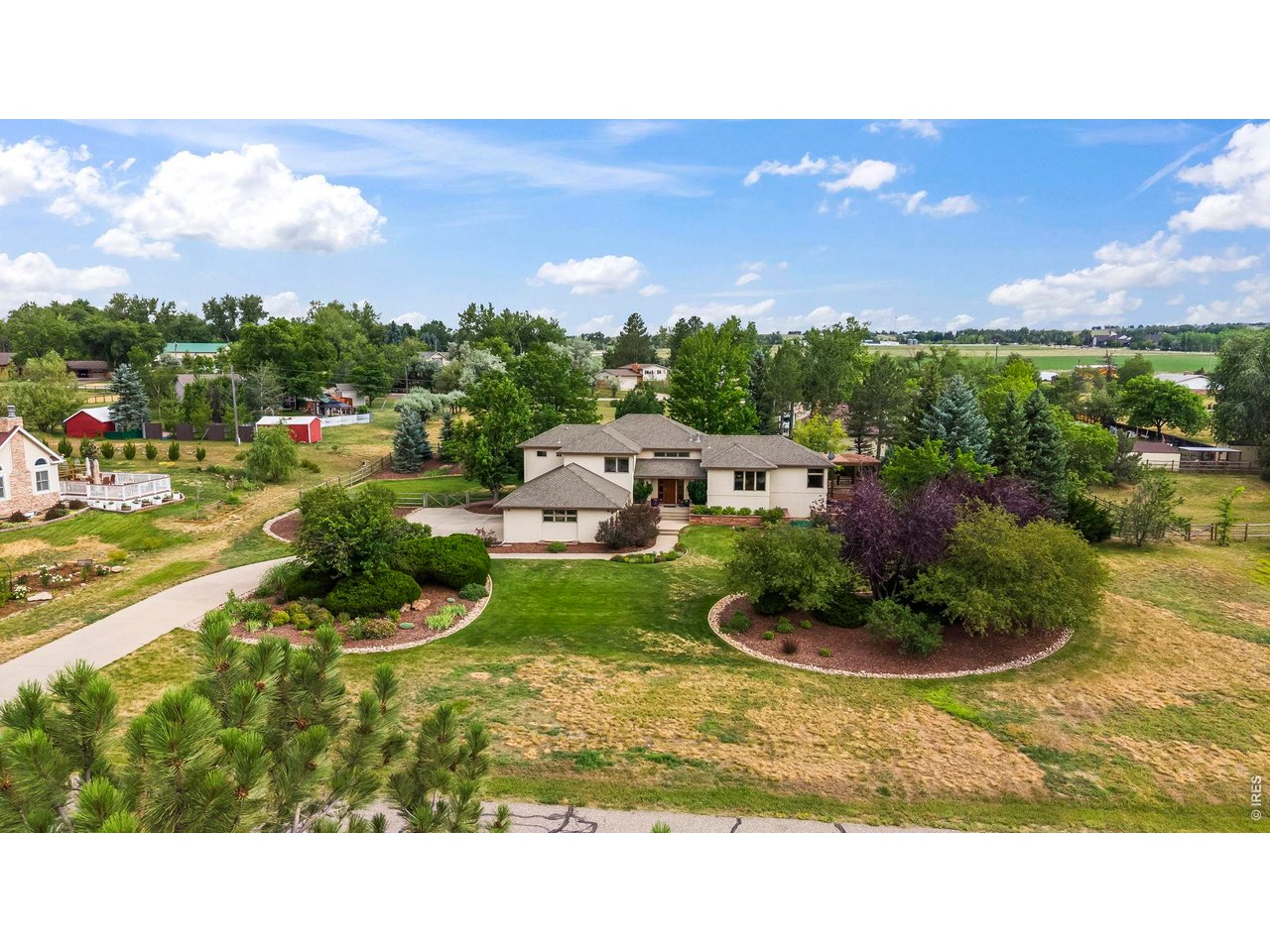 7542 Crestview Dr