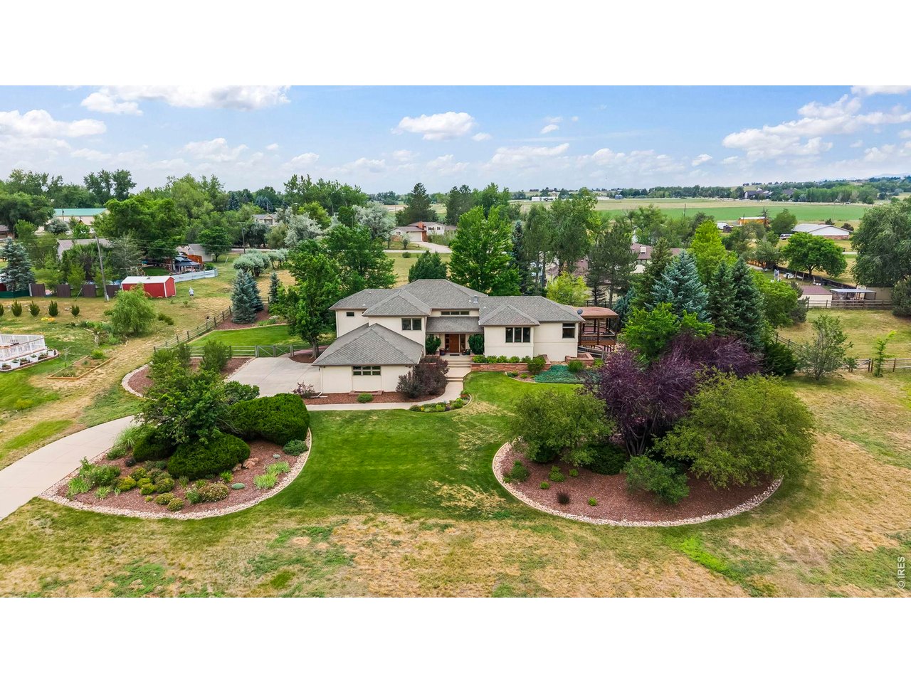 7542 Crestview Dr