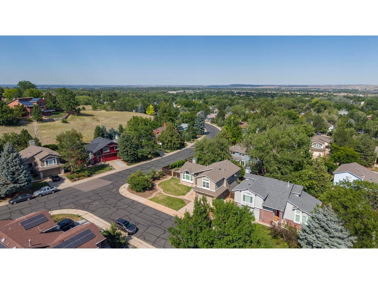 1096 Falcon Ct
