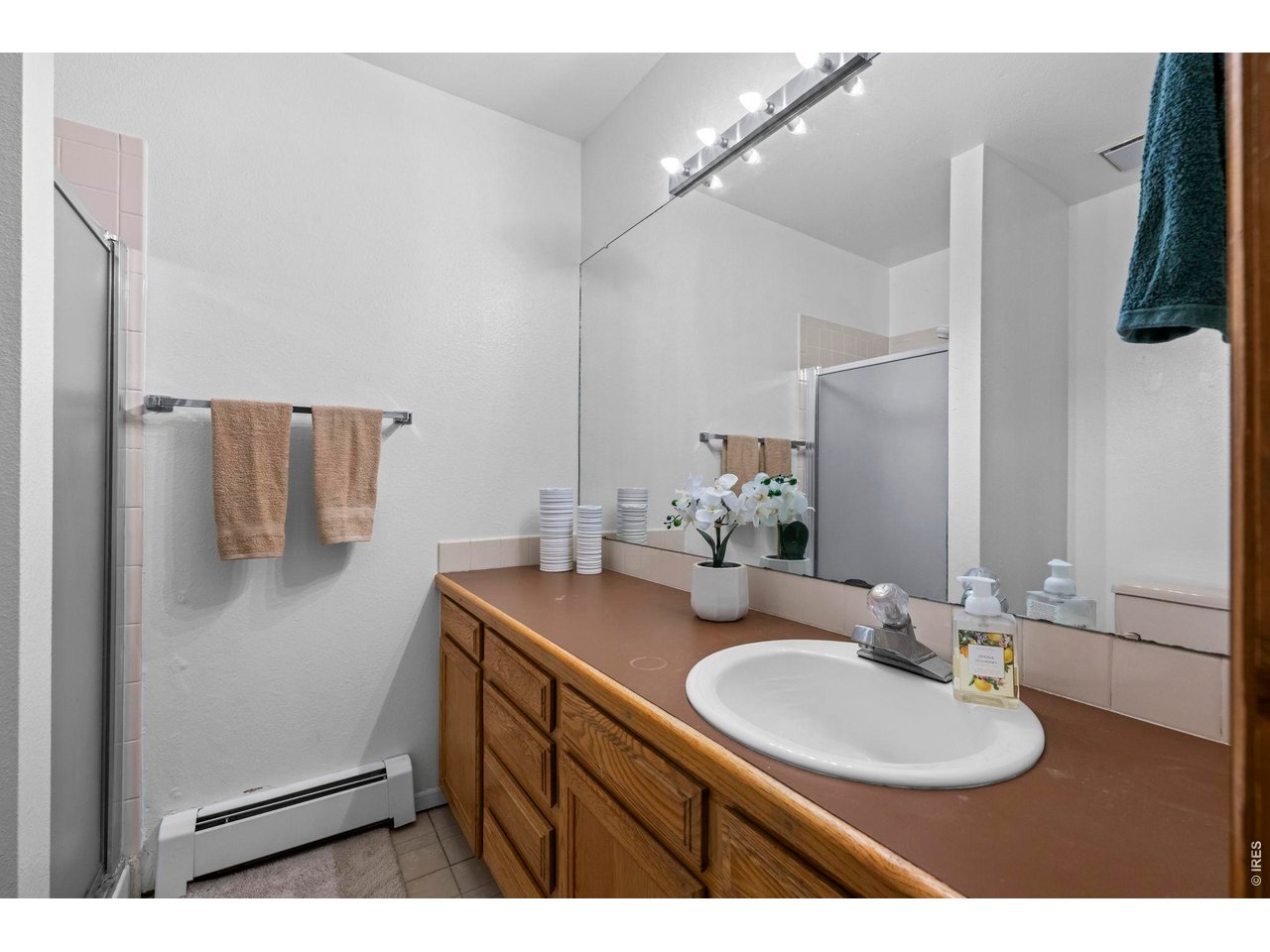 3056 Edison Ct