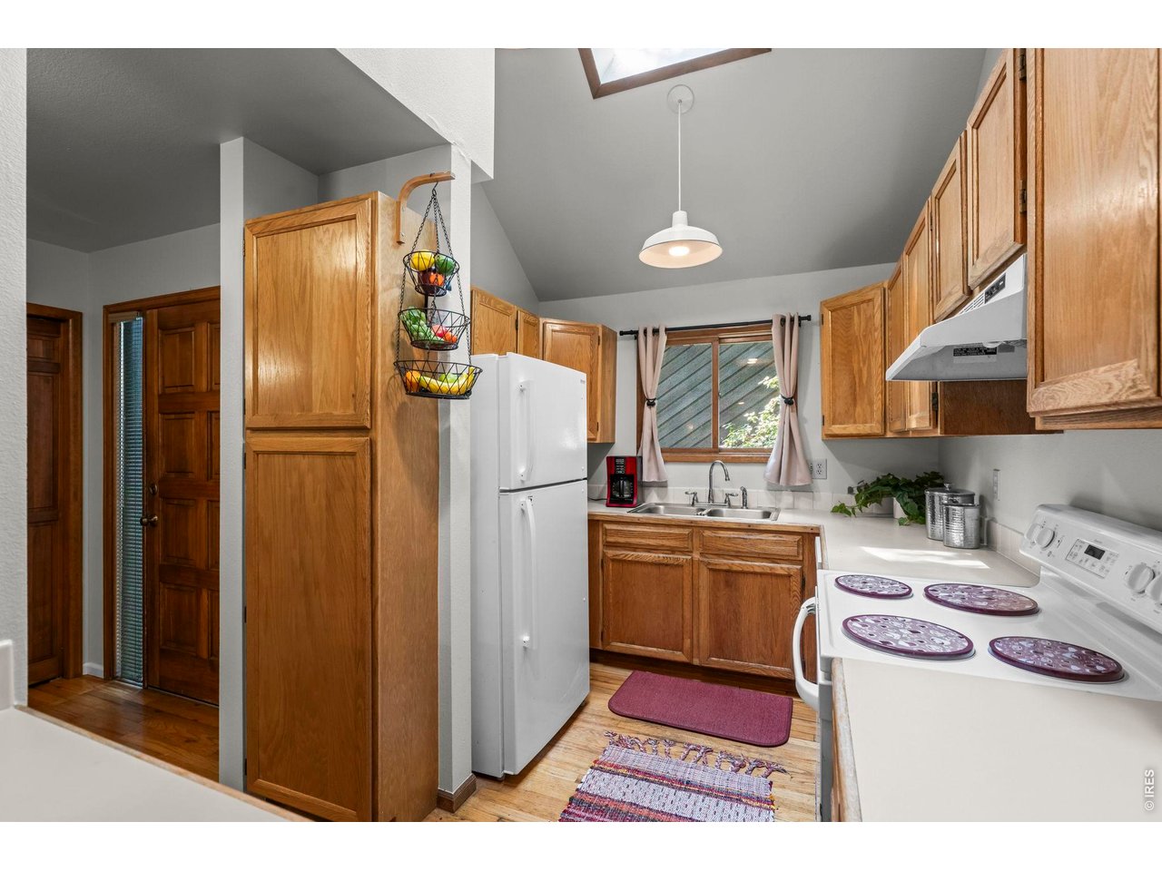 3056 Edison Ct