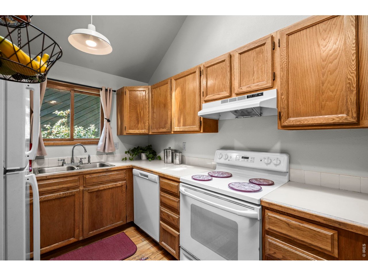 3056 Edison Ct
