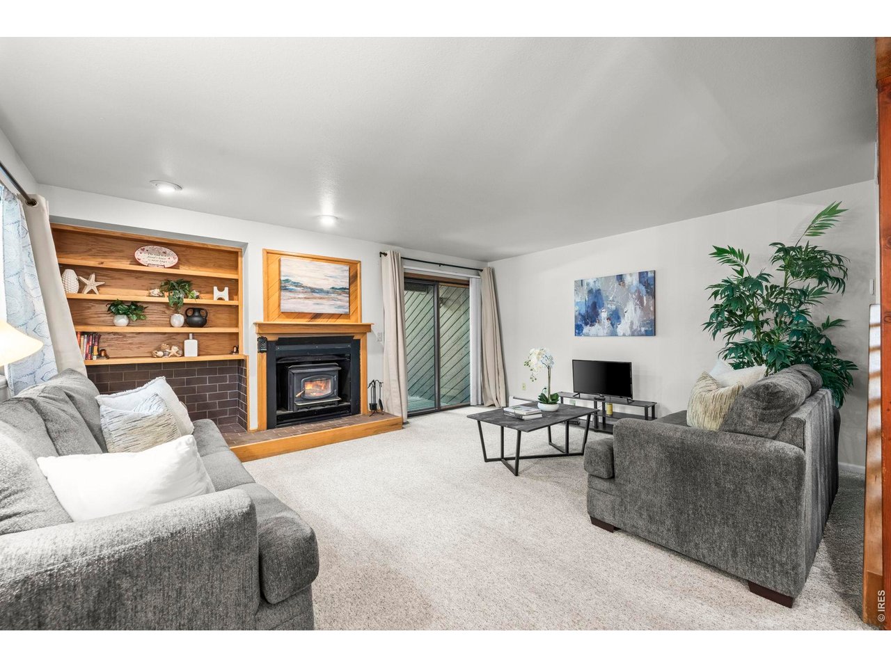 3056 Edison Ct
