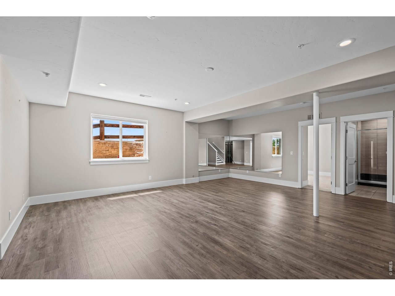 218 6th Ave