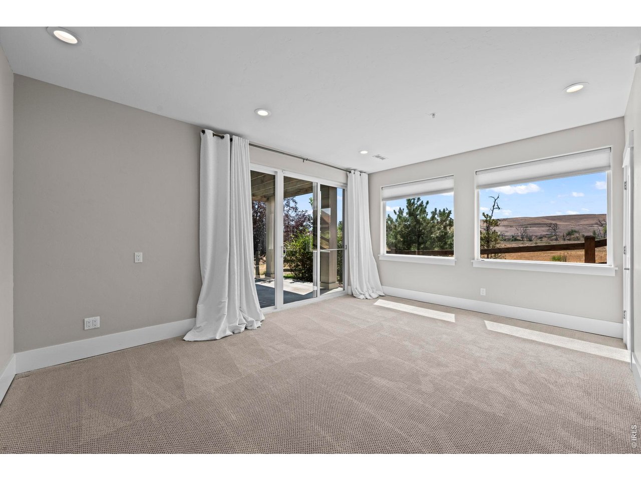 218 6th Ave