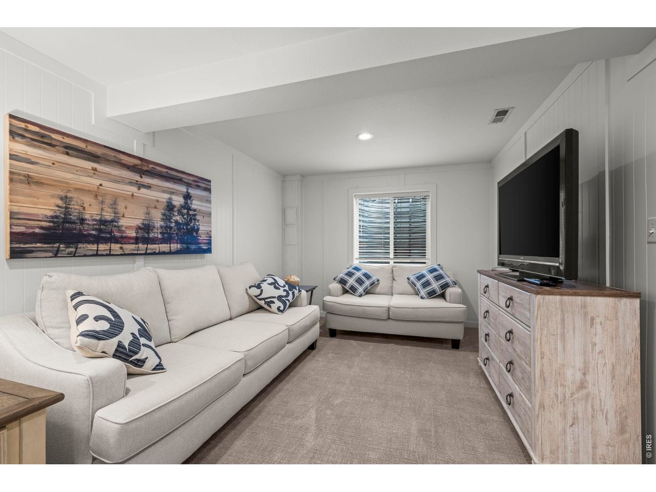 2416 Concord Cir